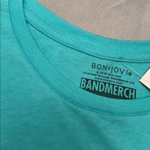 Bon Jovi Tee JUNIOR SIZES LARGE AND MEDiUM - Picture 3 of 4